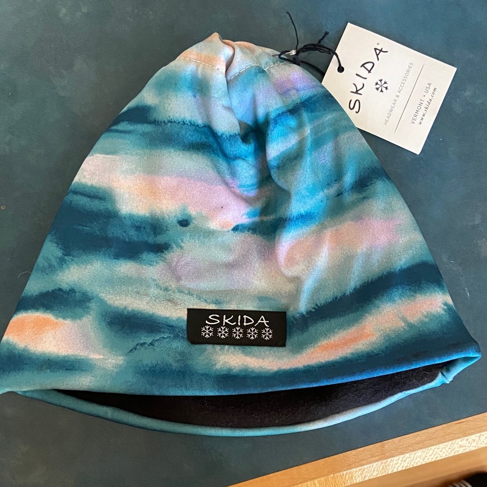 Skida fleece lined hat